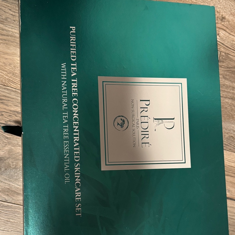 Predire Purified Tea Tree Skincare Set